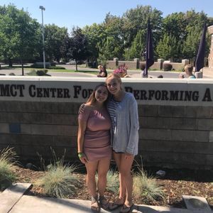 Meet your Posher, Olivia